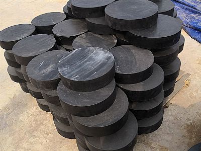 永福县板式橡胶支座由若干层橡胶片与薄钢板经加压硫化
